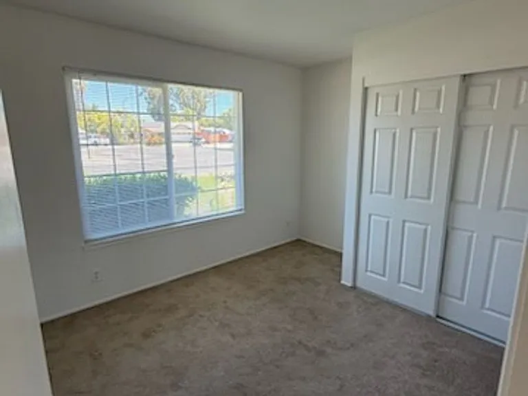 230 Turnstone Dr — Photo 6