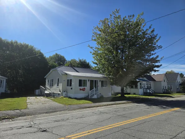 90 Bates Street, Millinocket, ME 04462