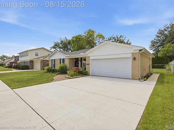 2nd image of 24686 Blanche St