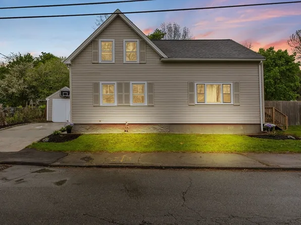 56 E Water St, Taunton, MA 02780