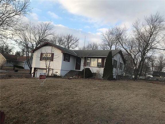 2nd image of 706 S 6th St