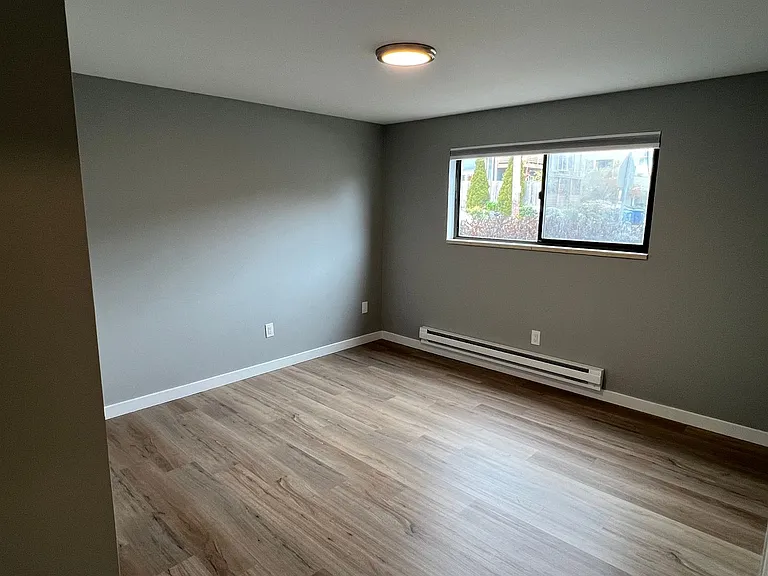Eagle Court Apartments — Photo 33