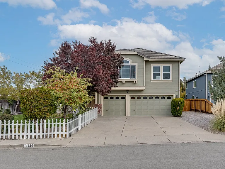 14320 N Whisperwood Dr — Photo 1