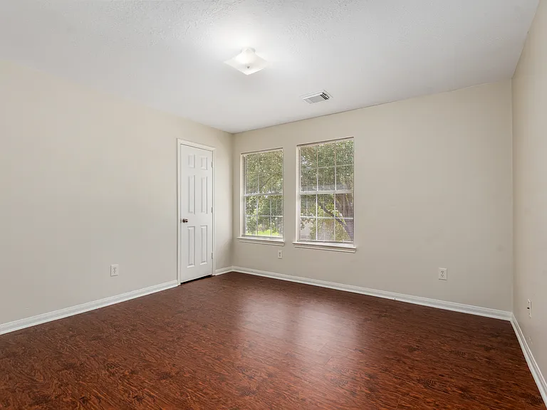 6023 Barany Ct — Photo 40