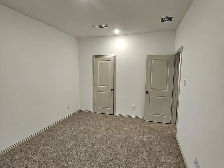 4336 Hopewell St — Photo 13