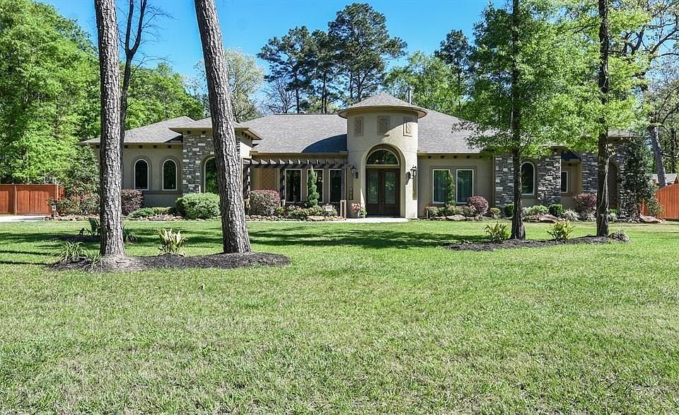 1st image of 19337 Riverwalk Dr