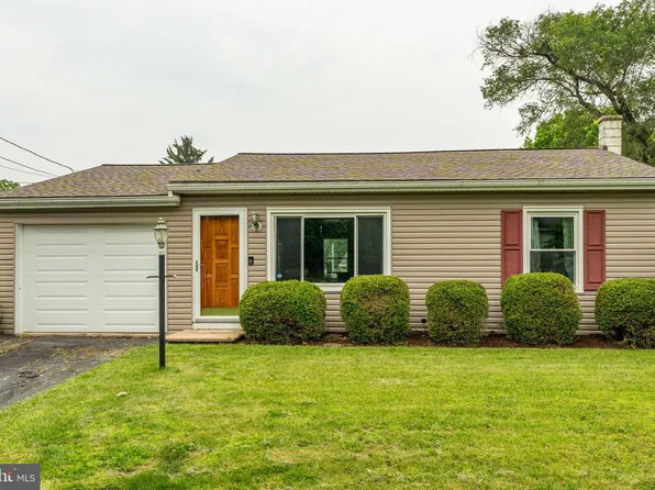 736 Park Hill Dr, Manheim, PA 17545