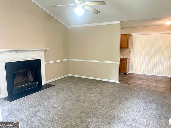 4th image of 1071 Bridle Creek Dr
