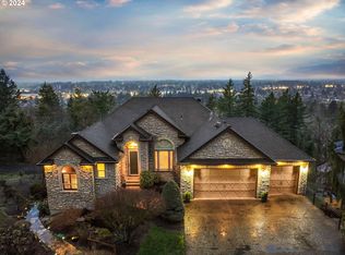 8589 SE Constance Dr, Happy Valley, OR 97086