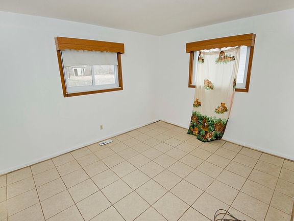 2nd image of 8030 E 42nd St