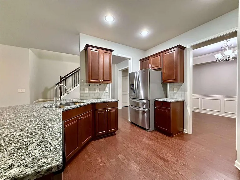 5115 Breezewood Cir — Photo 6