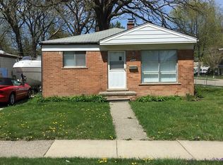 806 W Gardenia Ave, Madison Heights, MI