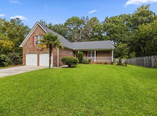 185 Thames Ave, Summerville, SC 29485