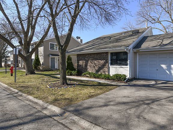 3rd image of 1309 N Cascade Ln