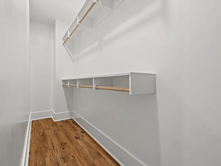 1308 Twelve Oaks Ln #1 — Photo 25