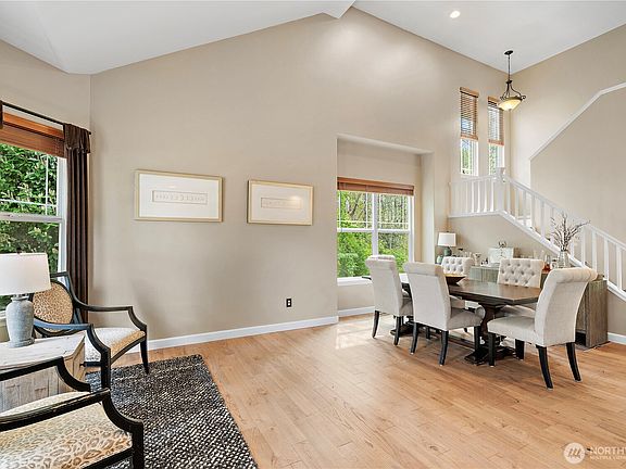 5th image of 4804 Hartford Way