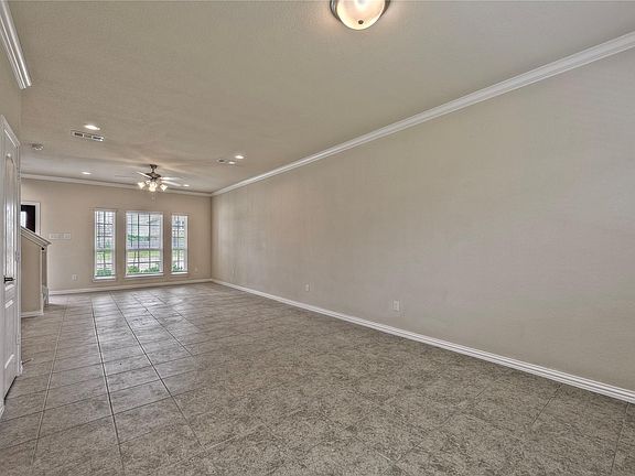 5th image of 3614 Braden Cir