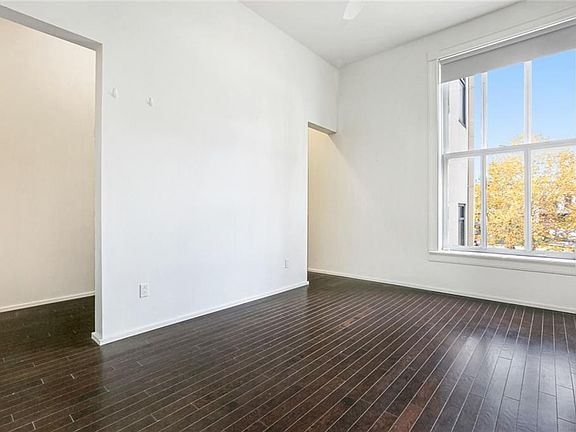 5th image of 749 Baronne St APT 203
