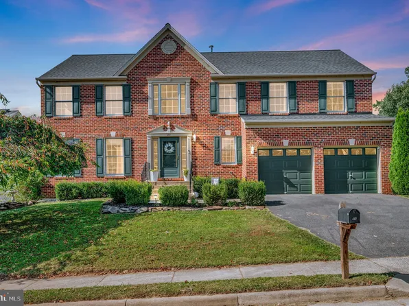 84 Basalt Dr, Fredericksburg, VA 22406