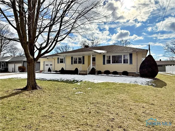 10 Linda Ln, Tiffin, OH 44883