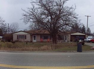 3675 Denton Rd, Canton, MI 48188