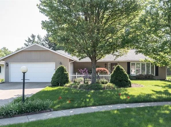 9765 Brookstone Way, Strongsville, OH 44149