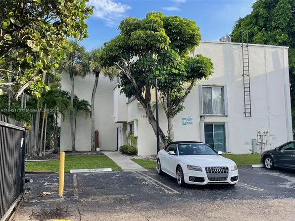 1910 SW 17th Ave APT 8, Miami, FL 33145