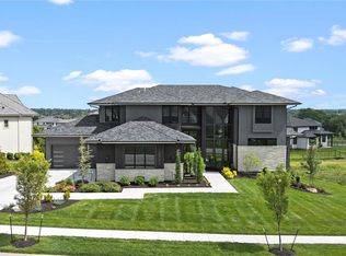 10721 W 142nd St, Overland Park, KS 66221