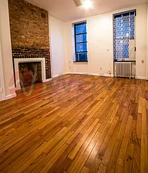 Rented by Wave Real Estate Group