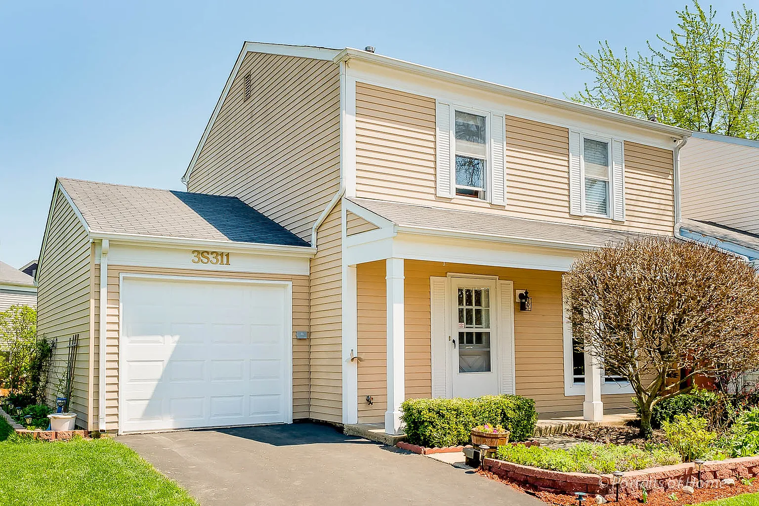 3S311 Blackthorn Ln photo 1