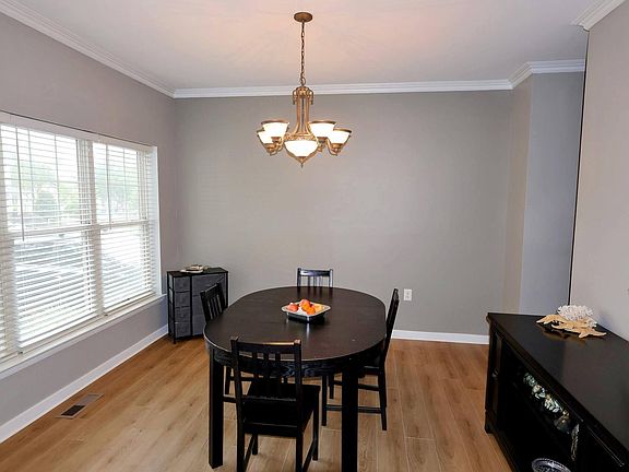 3rd image of 5710 Honey Glen Ct