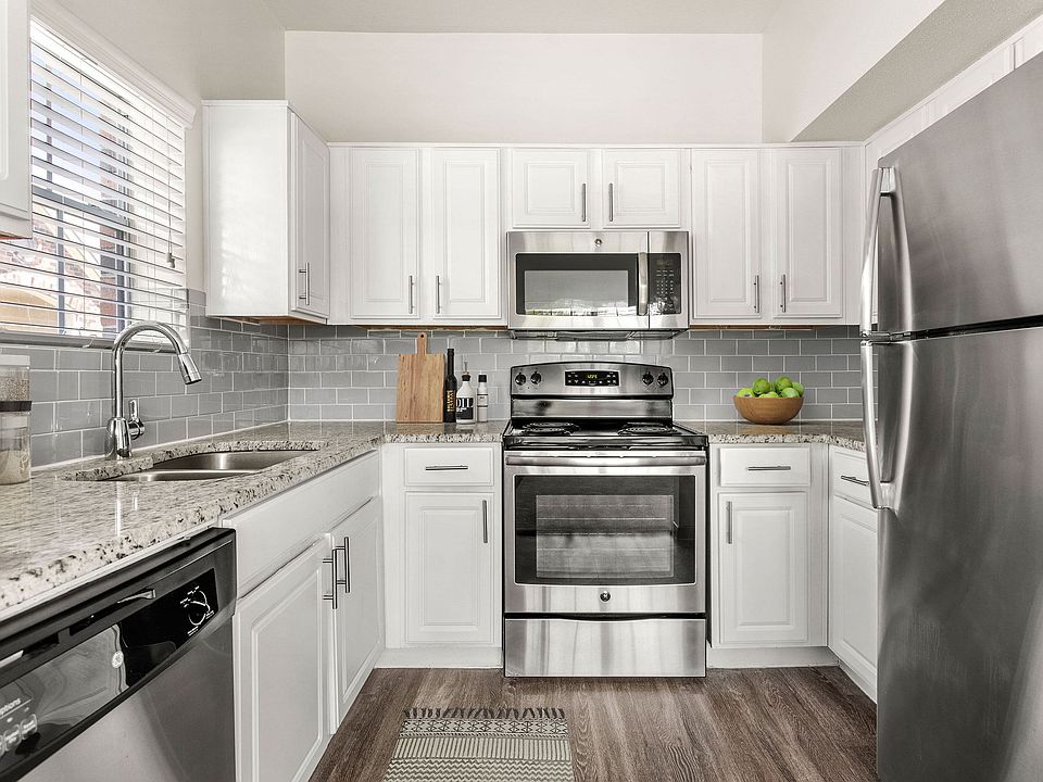 1st image of 22400 Westheimer Pkwy APT 819
