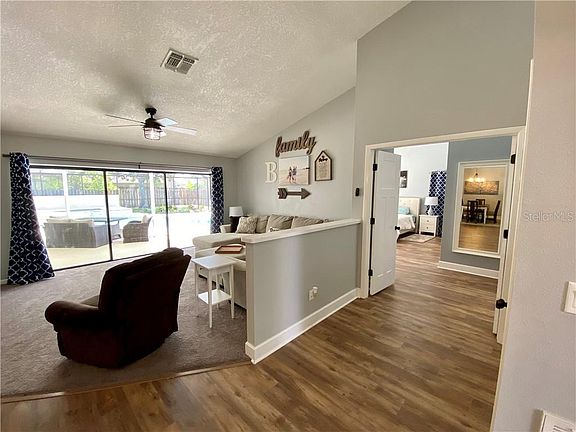 4th image of 4018 Belmoor Dr