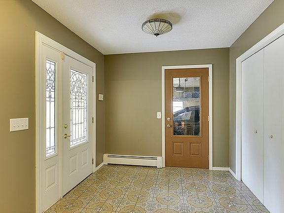 3rd image of 5720 Orchard Ave