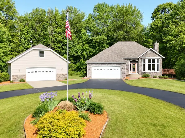 13025 Shaner Ave NE, Cedar Springs, MI 49319