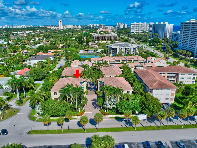 921 Osceola Dr #4 — Photo 41