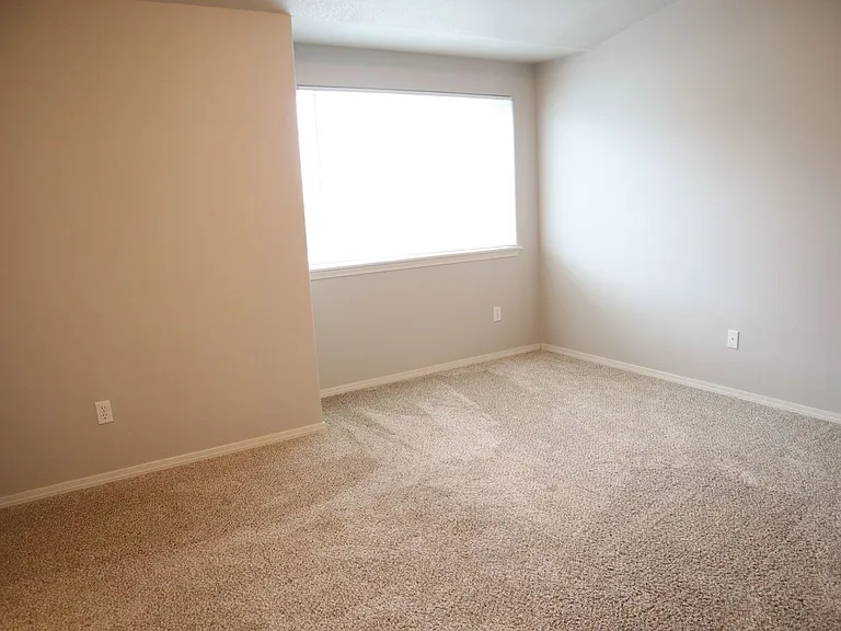 13920 NE 7th Ct — Photo 24