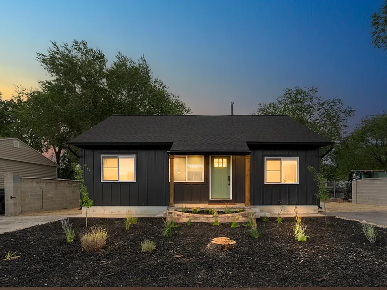 2641 S 7200 W — Photo 25