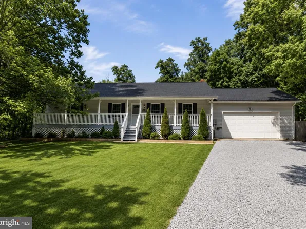 885 Wild Rose Ln, Harpers Ferry, WV 25425