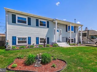 421 Crisfield Rd, Middle River, MD 21220