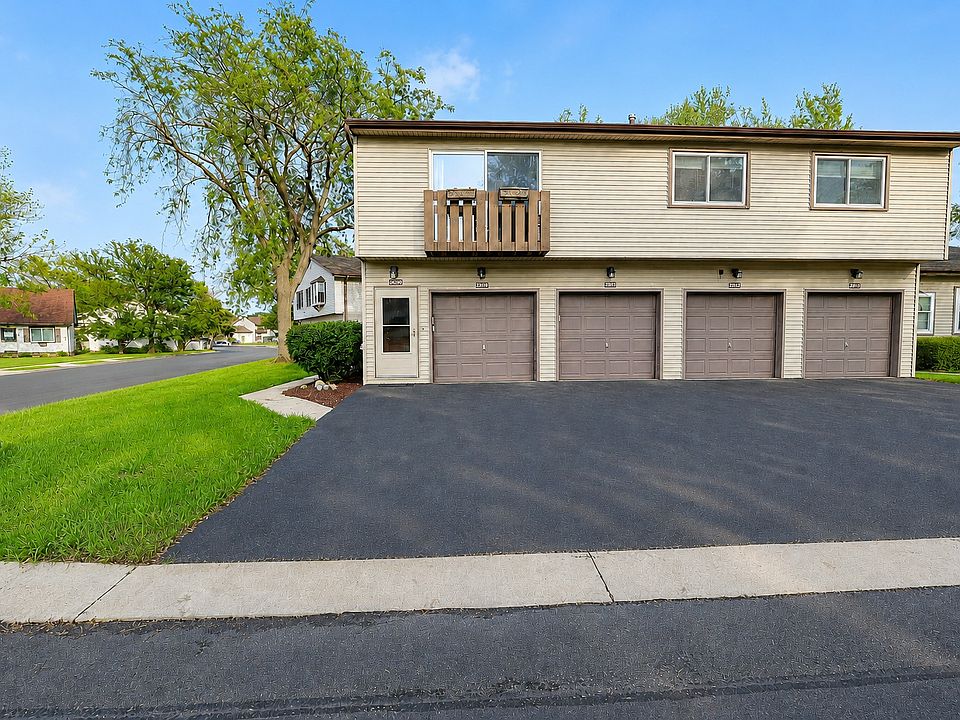 1st image of 20209 S Graceland Ln #20209