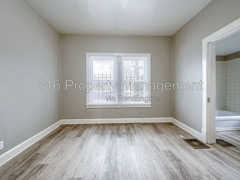 5701 Anderson Ave — Photo 20