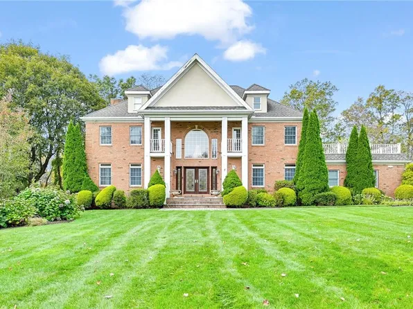 7 Knollwood, Elmsford, NY 10523