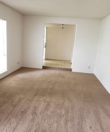 4th image of 8714 Tamarisk St