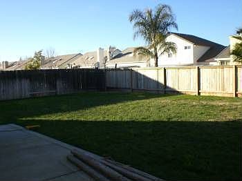 4th image of 8955 Cobble Crest Dr