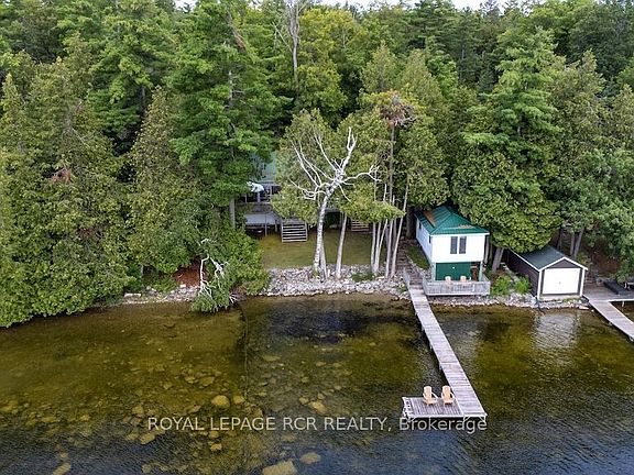 3rd image of 40 Griffin Dr