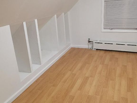 4th image of 11-14 123rd St #3