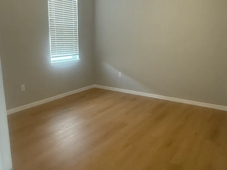 1435 Tawny Ridge Rd #1 — Photo 5