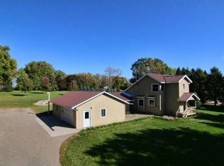 9365 212th St W, Lakeville, MN 55044