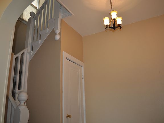 3rd image of 72 E 16th St